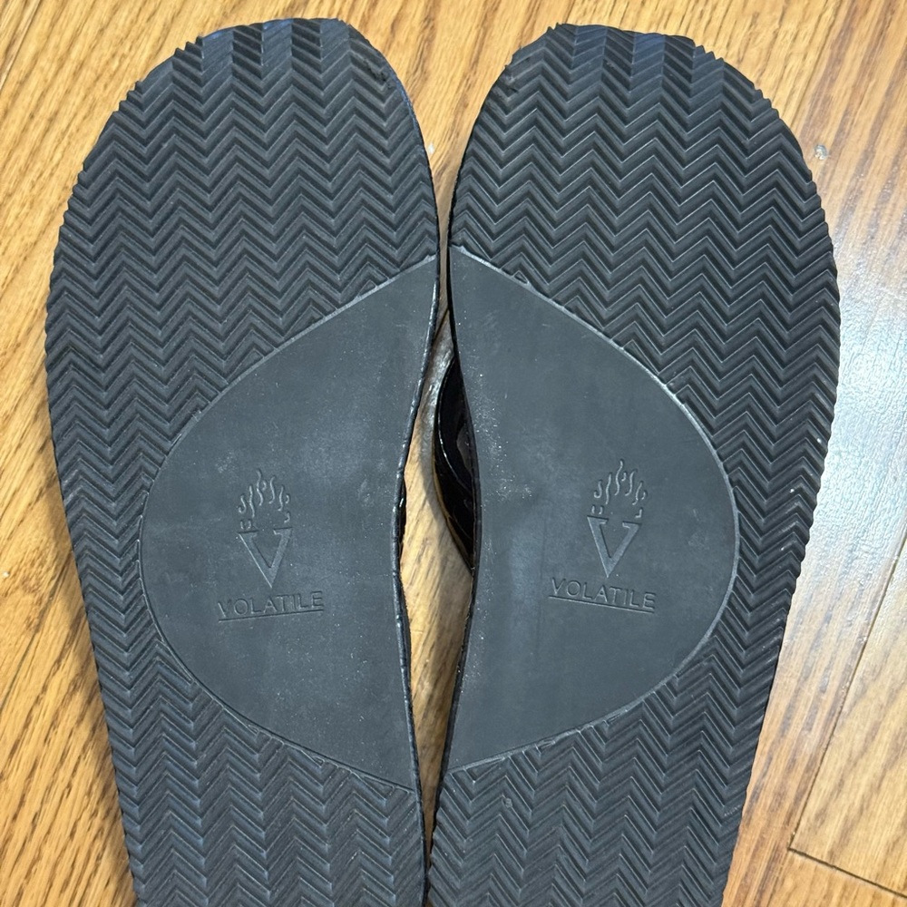 Volatile Black Platform Croc Texture Sandals - image 3